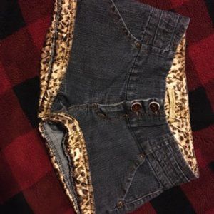 BOOM BOOM JEANS  Shorts  Size 7